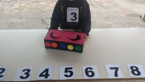 34564347 1989853907693356 7458472354616705024 n 300x169 - Matemática na Educação Infantil: Atividade para trabalhar os números