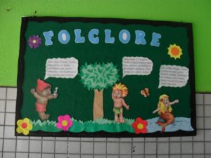 painel dia do folclore1 300x225 - Folclore na Educação Infantil: Como trabalhar