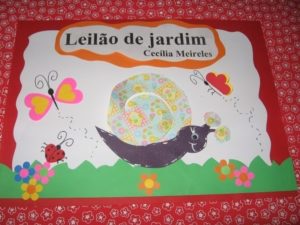 Livro Leilão de jardim 016 300x225 - Livro Coletivo: Elaborando o livro Leilão de Jardim