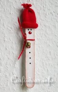 Encontrado em craftideas info 190x300 - Como fazer um boneco de neve reciclável